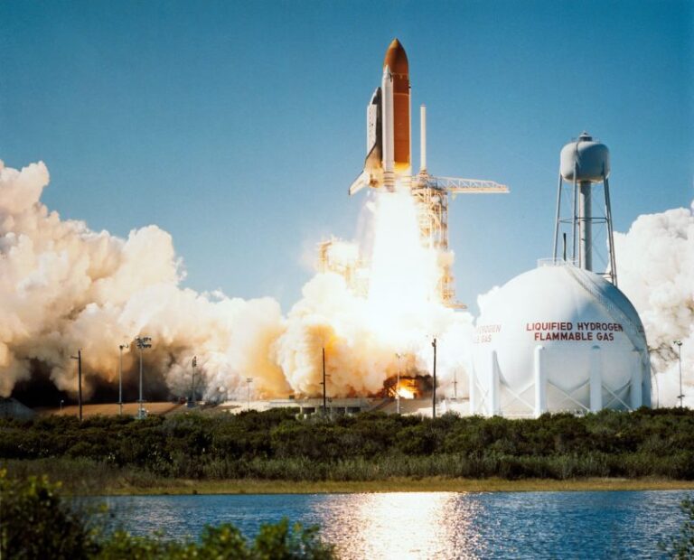 10 Space Shuttle Disasters In History Of Mankind - Red Rock Scenic By Way