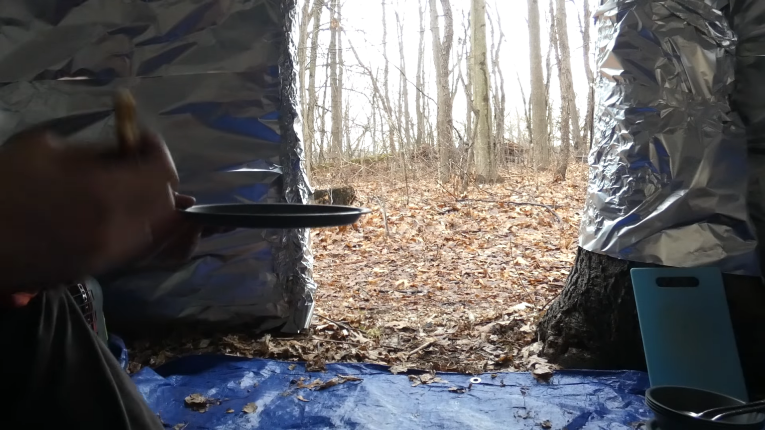 How To Tent With Foil [2024 Guide] Methods to Make Aluminum Tent