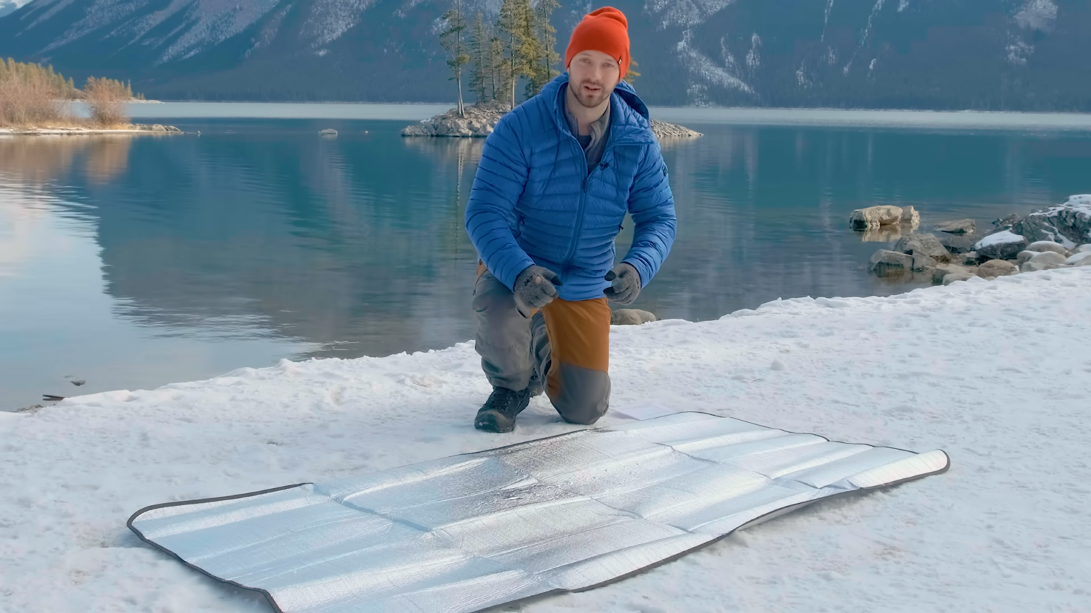 How To Tent With Foil [2024 Guide] Methods to Make Aluminum Tent